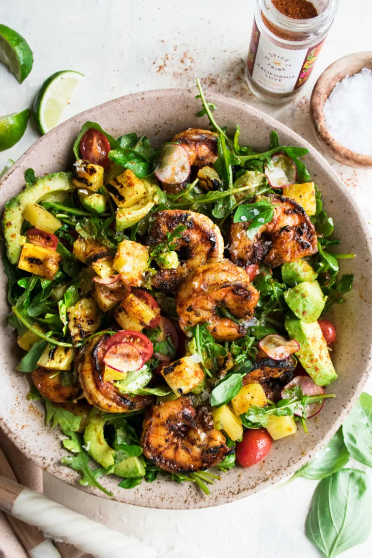 Spicy-Grilled-Shrimp-Salad-1-768x1152